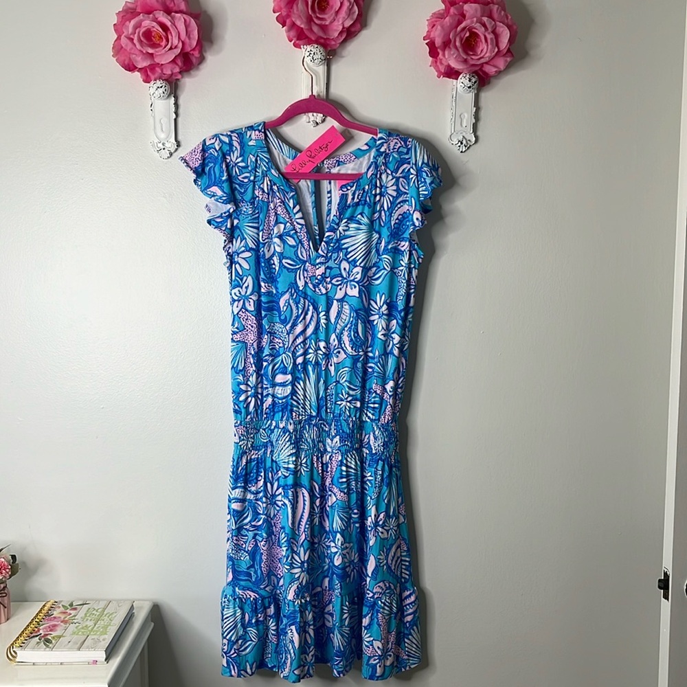 Lilly Pulitzer Ravi Short Sleeved Romper in Amalfi Blue Sound The Sirens, Small. - Picture 4 of 13